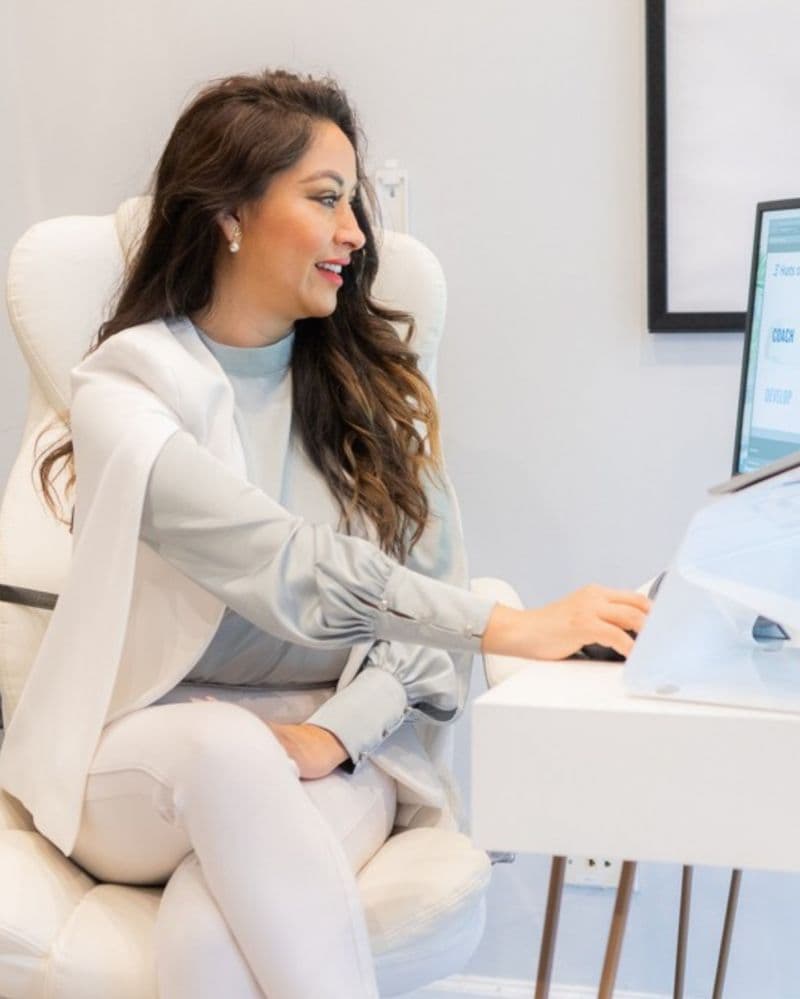 Mayra Khan, founder of TeamFicient, leading the company