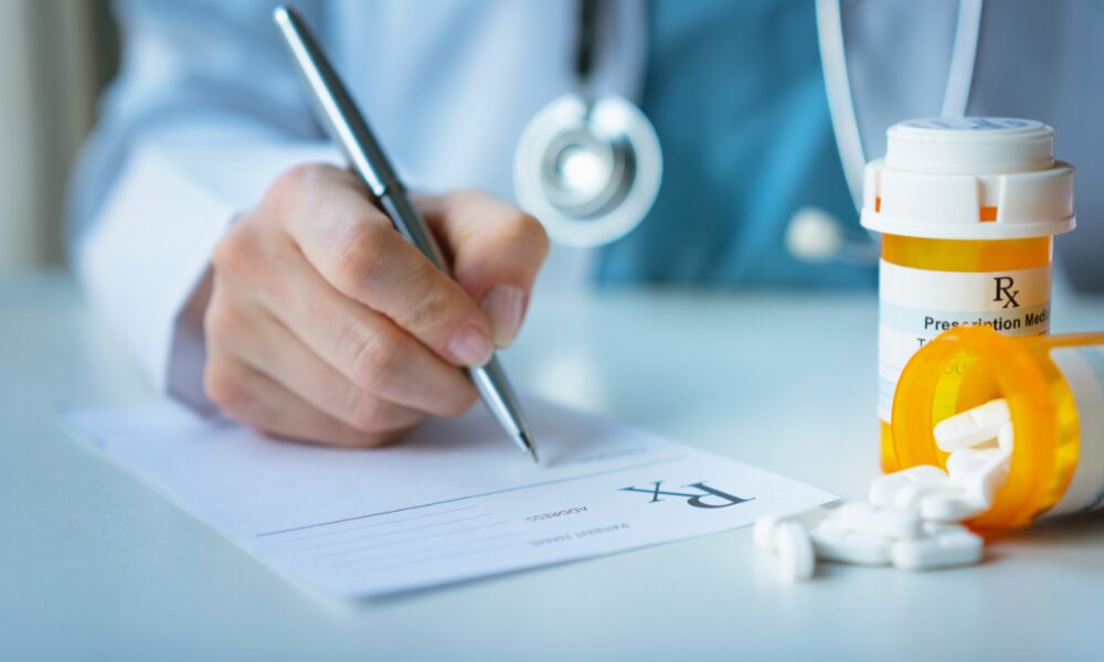 Alt-text- remote healthcare coordinator working online